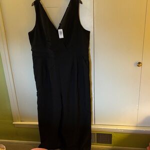 NWT Torrid Studio Refined Crepe Surplice Black V-Neck Sleeveless Jumpsuit 24